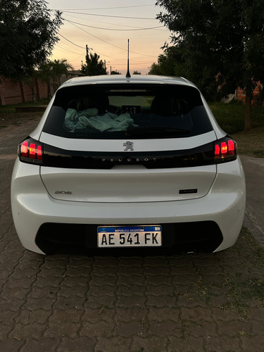 Peugeot 208 1.6 Feline Tiptronic