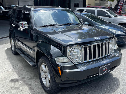 Jeep Cherokee Limited 2011 T2-2 176982km