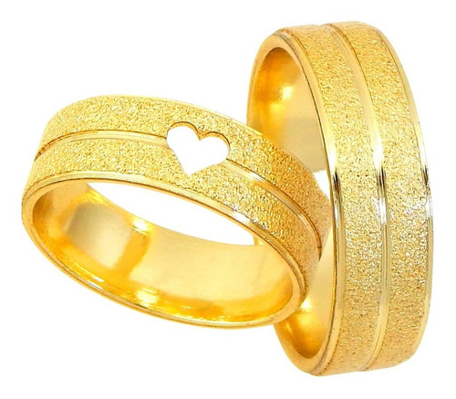 Imagem 1 de 5 de Par De Alianças Banhada 6mm Ouro 18k Coração Fosqueado