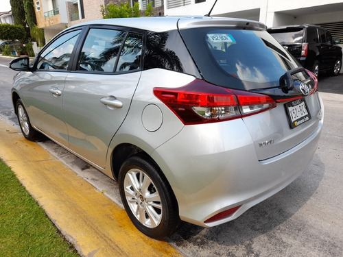 Imagen 7 de 15 de Toyota Yaris 2019 1.5 5p S At Cvt