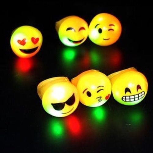 Imagen 3 de 10 de Combo Anillos Surtidos X 25 Luminosos Led Surtidos Cotillon
