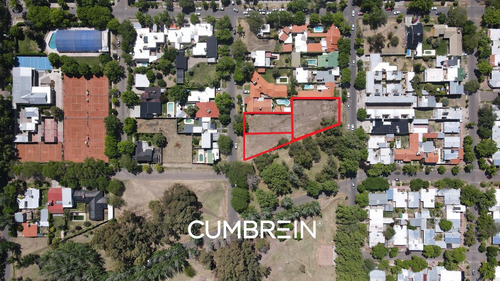 Lotes Únicos En Barrio Belgrano, A Metros Del Parque Y Tenis Club