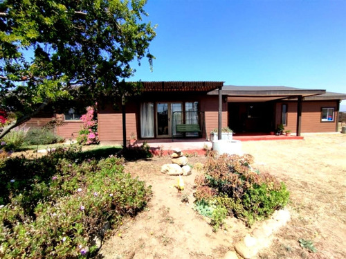 Venta Parcela, 5 Dormitorios. Mas Cabaña De 60 Mt2 Limache