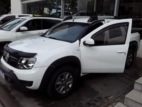 Renault Duster Oroch 2.0 Outsider Plus