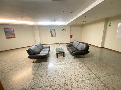 Imagen 10 de 14 de Vendo Hotel En Urbanización Altamira