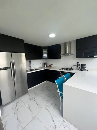 Towhouse Duplex En Hacienda El Encantado (macaracuay)