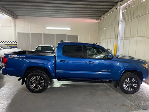 Imagen 6 de 15 de Toyota Tacoma 4x2