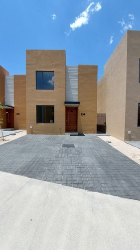Imagen 1 de 17 de Casa En Renta Para Estrenar En Zibatá, Querétaro Condominio