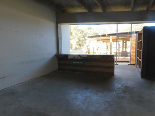 Local A La Venta Y Alquiler En Solanas- Ref: 5776
