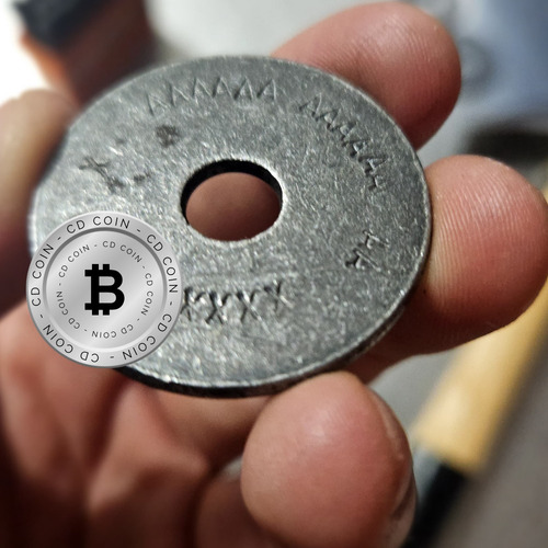 12/24 Bitcoin Metal Wallet | Gabarito Infinito