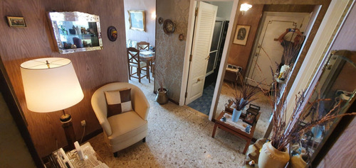 Hermoso Departamento De 2 Ambientes Con Dependencias Vista A Plaza Colon