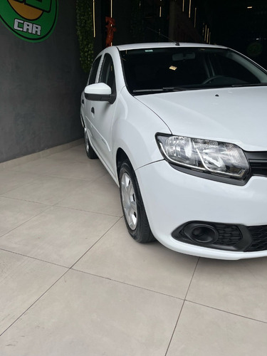 Renault Sandero 1.0 AUTHENTIQUE 16V FLEX 4P MANUAL