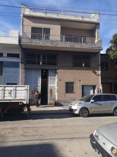 Excelente Galpón Con Vivienda. Rucci 934