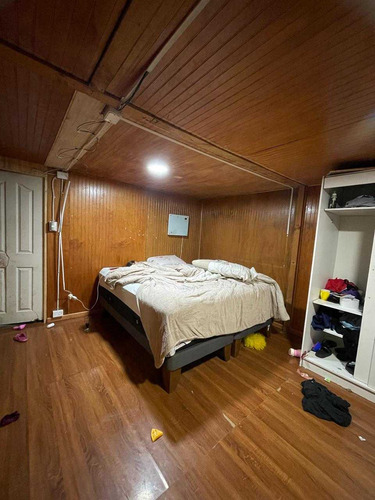 Amplia Casa A Cuadras De U San Sebastián (84408)