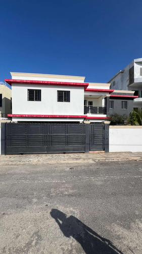 Casa Amueblada En Alquiler En Romana Del Oeste, La Romana