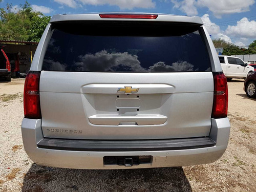 Imagen 5 de 14 de Chevrolet Suburban 5.3 Lt V8 Piel 2da Cubo At 2015