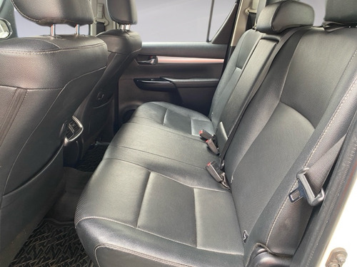 Toyota Picape Cabine Dupla SRX 2.8 TDI CD 4x4 (Aut)