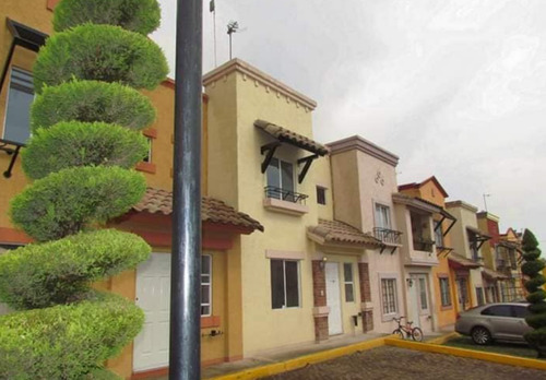 Casa En Venta En Tecamac En Real Toscana, Oportunidad!! Mg*