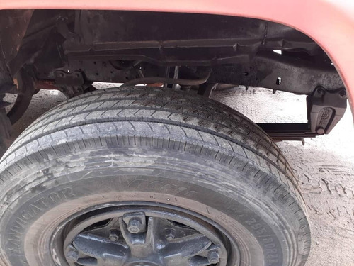 Imagen 10 de 14 de Ford F-600