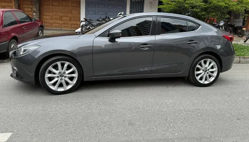 Mazda 3 2.0 Grand Touring