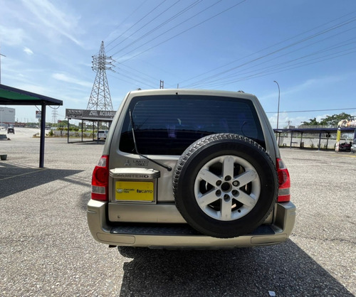 Mitsubishi Montero