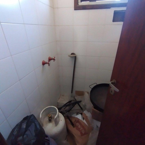 Espacio Para Fábrica + Chalet En Primer Piso