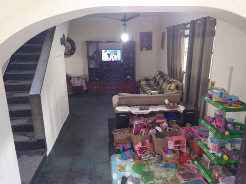 Imagem 5 de 22 de Casa 3 Dorm Sendo Uma Suite Garagem Pra 3 Carros,sala Dois Ambiente 1 Banheiro Social , Com Quintal Oportunidade Unica - Hm2952