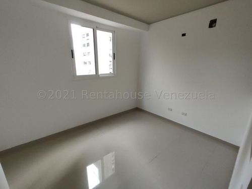 Imagen 2 de 10 de Apartamento En Venta Santa Fe Sur Mls #22-872 Johana Blan 04123368346