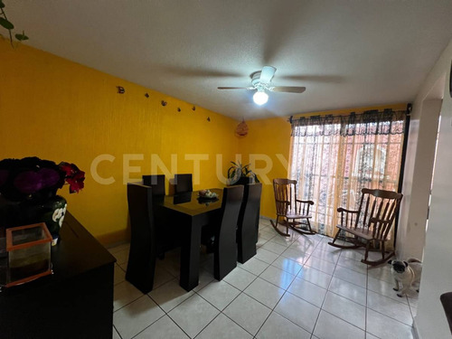 Casa En Venta En Residencial Dalias, San Luis Potosí, Slp.