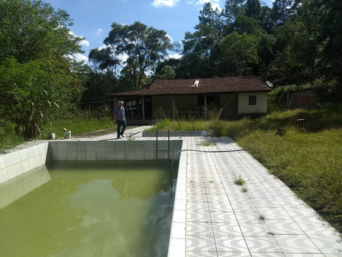 Ibiuna / Linda Characa / Piscina / Oportunidade Única - 04799 - 33707708