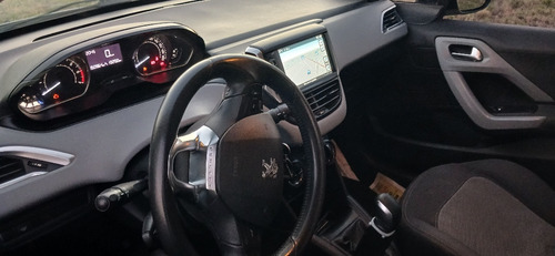 Peugeot 208 1.5 Allure Touchscreen