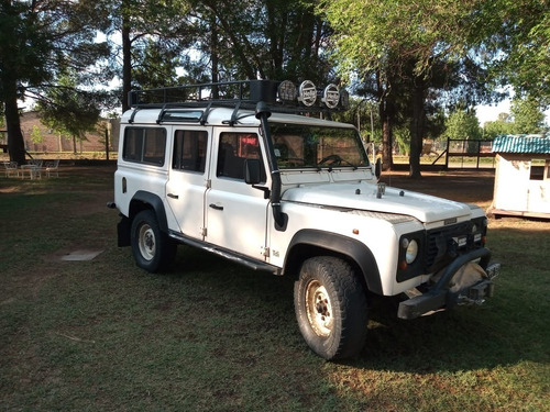 Imagen 11 de 15 de Land Rover Defender Sw 110 Tdi