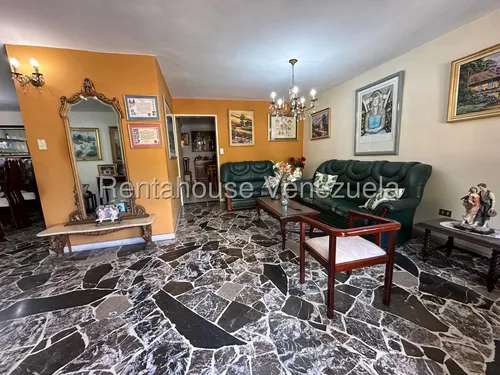 Casa En Venta Montalbán