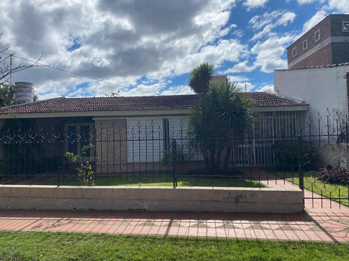 Casa En Venta 5 Dormitorios Granja De Funes Ideal Inversión