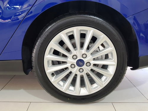 Ford Focus 2.0 TITANIUM FASTBACK 16V FLEX 4P POWERSHIFT