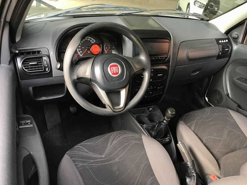 Imagem 7 de 10 de Fiat Strada 1.4 Mpi Hard Working Cs 8v Flex 2p Manual 2017