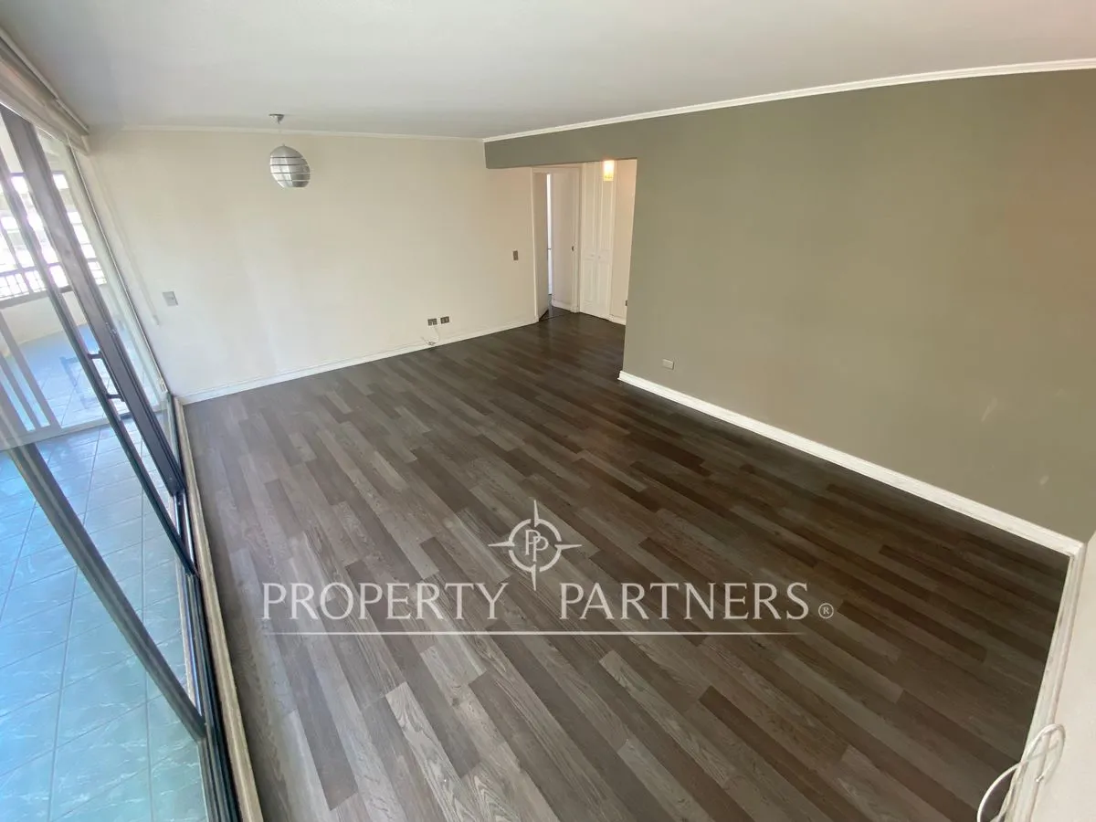 Imagen 2 de 30 de Se Vende Amplio Y Familiar Dpto. En 7 Norte.