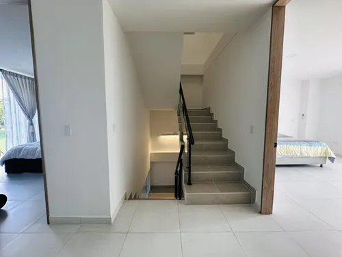 Casa En Venta En La Morada. Cod V8014542