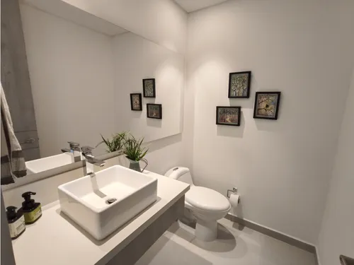 Arriendo Amoblado En Envigado Sector Loma Los Mesa