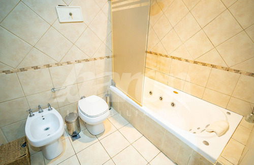 Casa En Venta En Lomas De Zamora