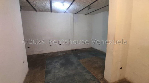 Acogedor Local Comercial En Alquiler - Urb. El Hatillo