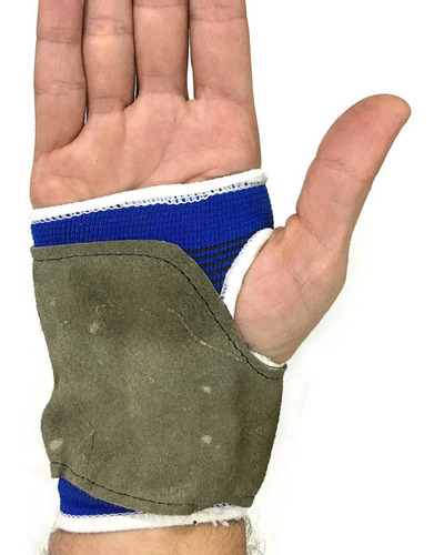 Imagem 5 de 5 de Kit Luva Vaquejada 4 Atacas Munhequeira Abvaq Profissional