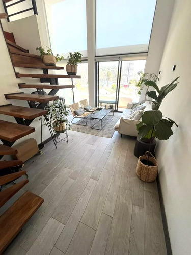 Departamento En Arriendo De 2 Dorm. En Las Condes