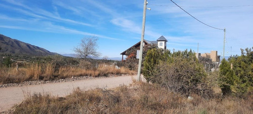 Terreno En Venta En Villa Giardino Sierras De Cordoba