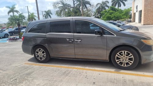 Honda Odyssey 3.5 Lx Minivan At