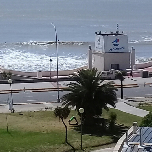 Disponible  Estudiantes Depto Frente Al Mar 2 Amb Zona La Perla Disponible Diciembre A Marzo