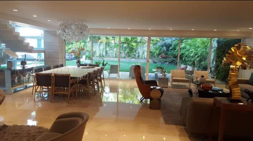 Imagen 8 de 20 de Se Vende Estupendo Apto De Lujo Con 600 M² Amoblado..inf. Ma.fda. Varela 0424-1045413