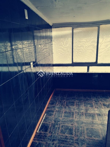 Departamento En Venta De 2 Dorm. En Maipú