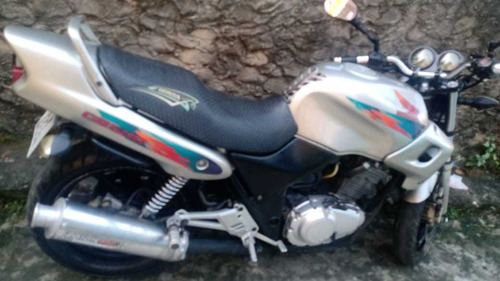Imagem 2 de 3 de Honda Cb500