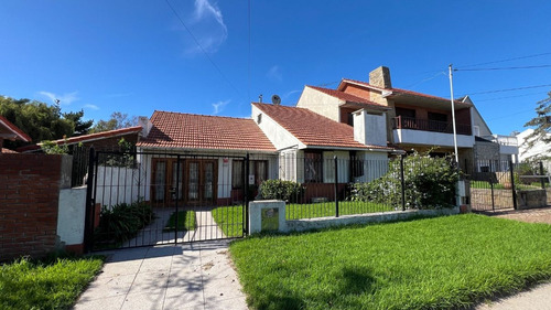 Venta Chalet Parque Cochera En Punta Mogote